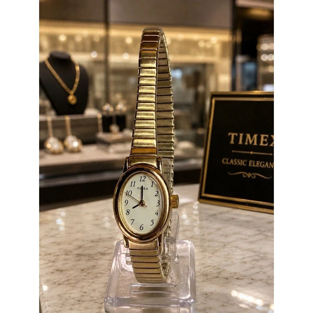 Vintage Timex LO Oval Ladies CR12176 Wristwatch ** READ**